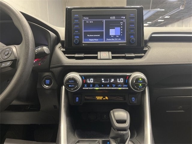 2022 Toyota RAV4 XLE Base